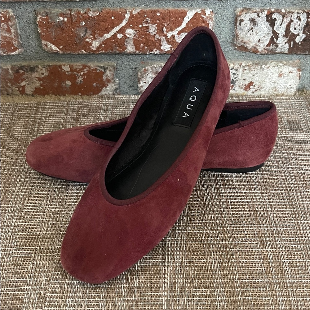Aqua Women's Deep Red Suede Loafers